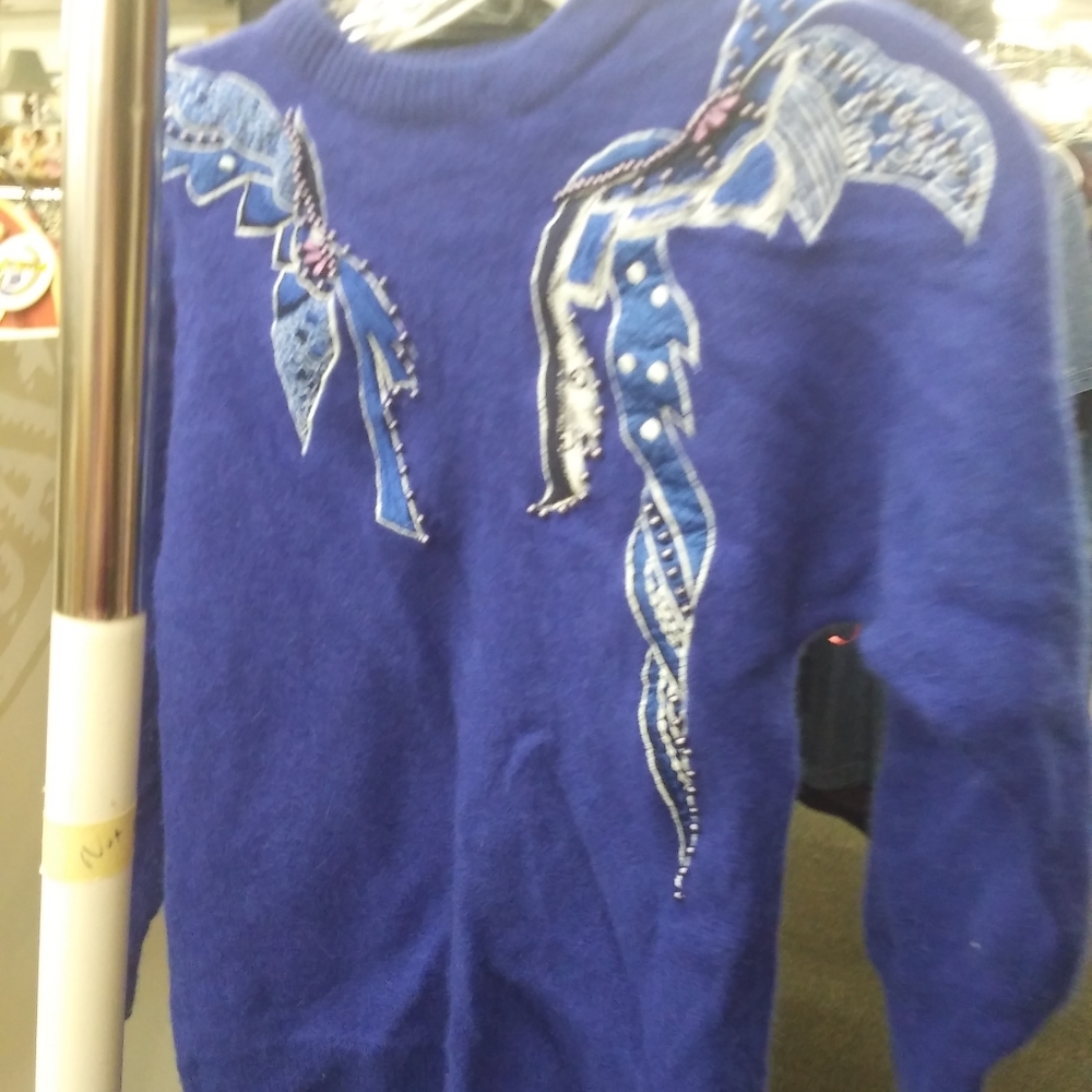 Vintage blue sweater